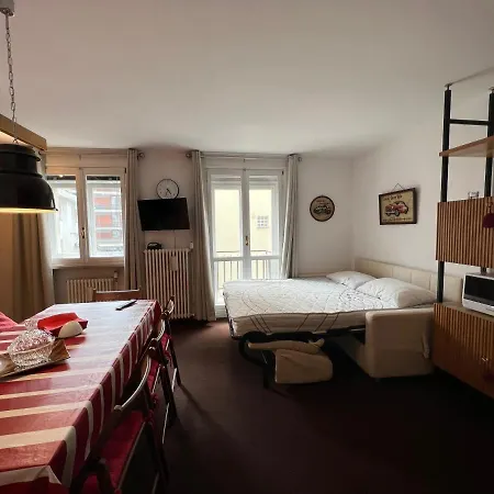 L'altra Casa Del Cervino アパート