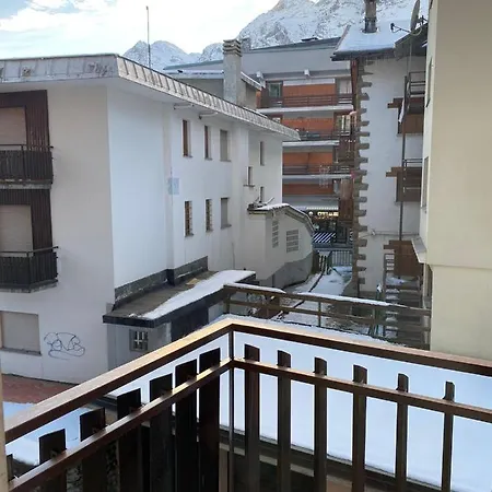 L'altra Casa Del Cervino * ブレウイル・チェルヴィナイア